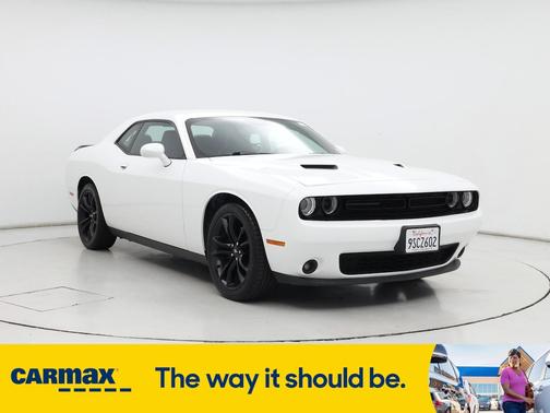 2018 Dodge Challenger SXT Plus