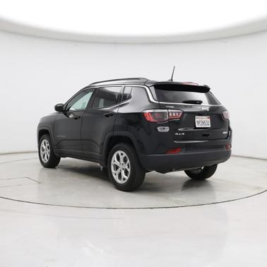 Black 2024 Jeep Compass Latitude
