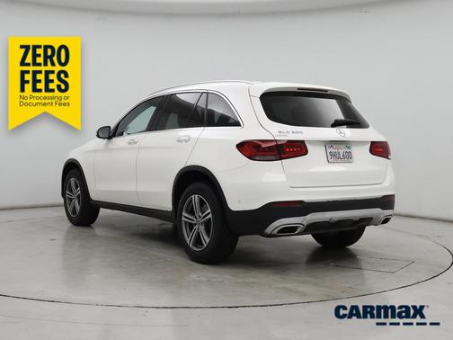 White 2022 Mercedes-Benz GLC 300
