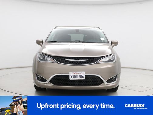 2018 Chrysler Pacifica Touring