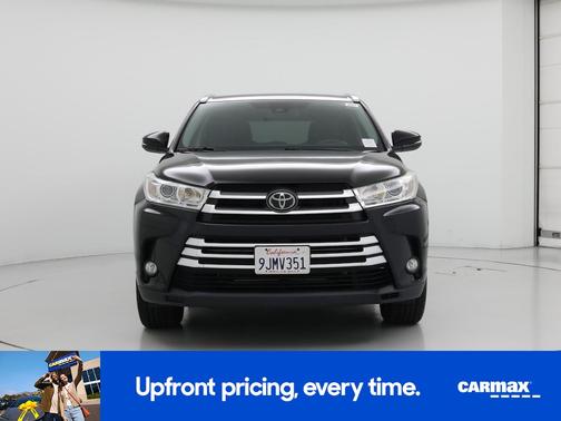 Black 2019 Toyota Highlander XLE