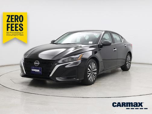 Black 2025 Nissan Altima SV