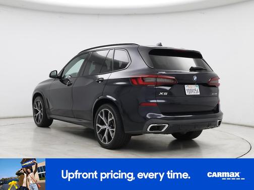 Black 2022 BMW X5 xDrive40i