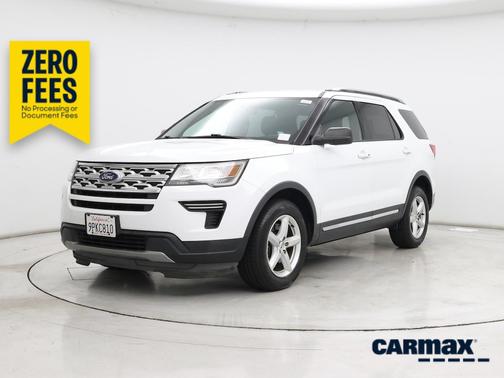 White 2018 Ford Explorer XLT