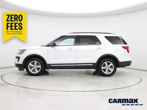 White 2018 Ford Explorer XLT