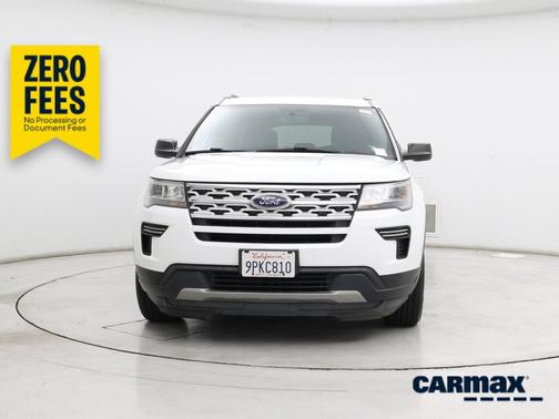 White 2018 Ford Explorer XLT