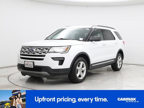 White 2018 Ford Explorer XLT