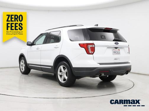 White 2018 Ford Explorer XLT