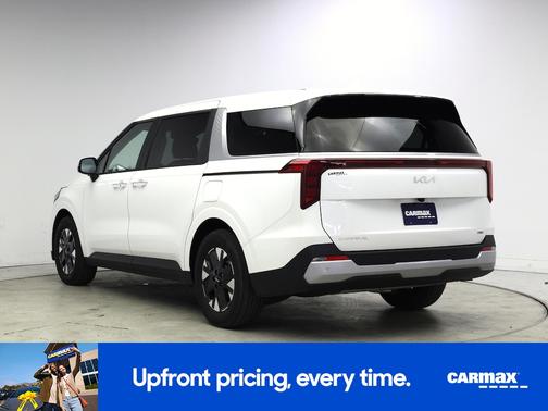 White 2026 Kia Carnival Hybrid LXS