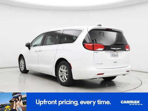 White 2022 Chrysler Voyager LX