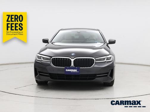 Gray 2023 BMW 530e