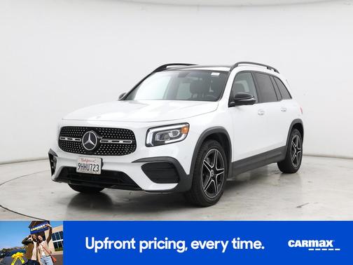 White 2022 Mercedes-Benz GLB 250