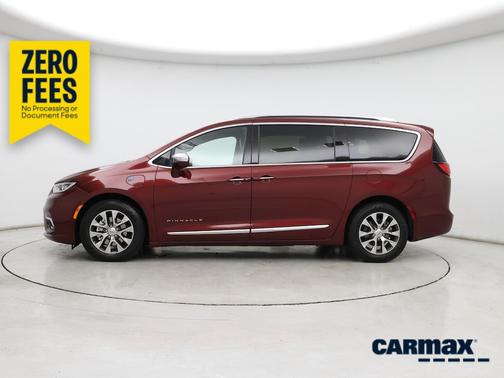 Red 2022 Chrysler Pacifica Hybrid Pinnacle