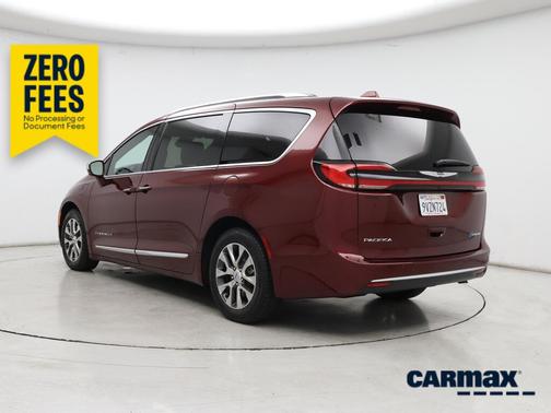 Red 2022 Chrysler Pacifica Hybrid Pinnacle