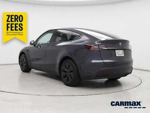 Gray 2025 Tesla Model Y Long Range