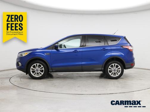 Blue 2017 Ford Escape SE