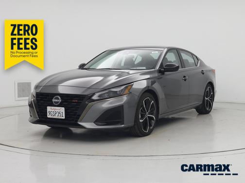 Gray 2023 Nissan Altima SR