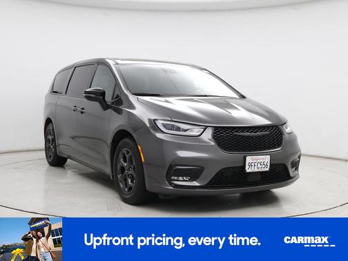 2023 Chrysler Pacifica Hybrid Limited