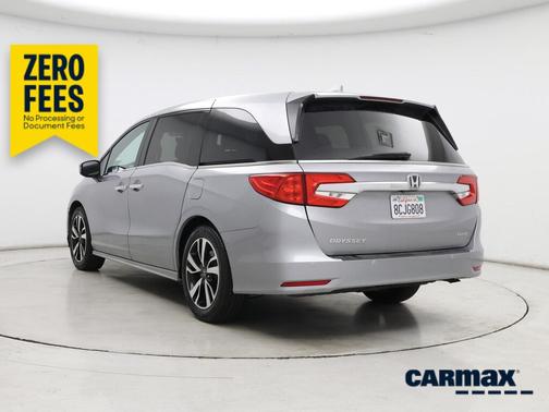 Silver 2018 Honda Odyssey Elite