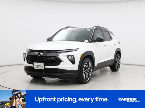 White 2025 Chevrolet Trailblazer RS