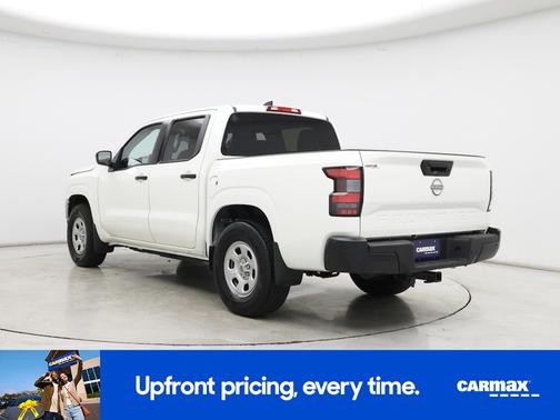 White 2024 Nissan Frontier S