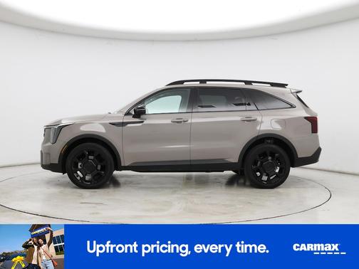 Gray 2025 Kia Sorento X-Line EX