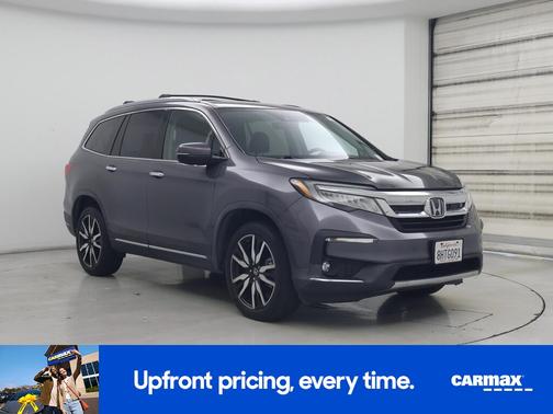 Gray 2019 Honda Pilot Touring