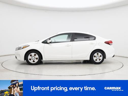 White 2018 Kia Forte LX