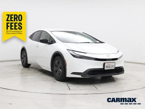 White 2024 Toyota Prius LE