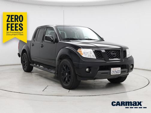 Black 2020 Nissan Frontier SV
