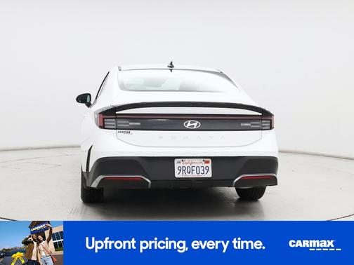 2025 Hyundai SONATA SE