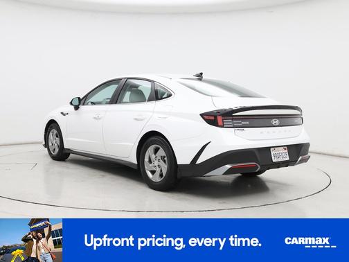 2025 Hyundai SONATA SE