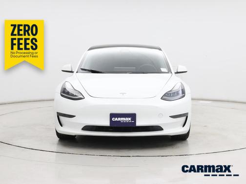 White 2022 Tesla Model 3
