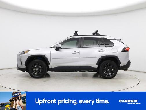 Silver 2022 Toyota RAV4 Hybrid SE