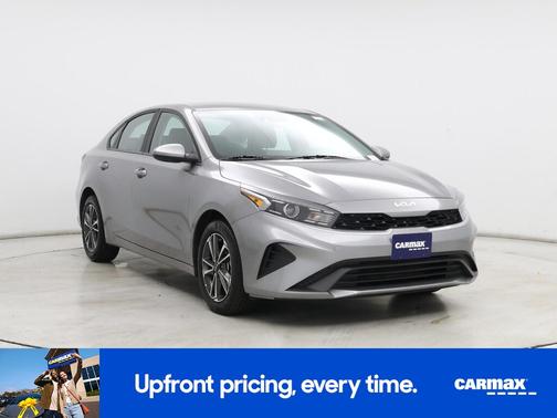 Gray 2024 Kia Forte LXS