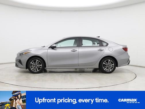 Gray 2024 Kia Forte LXS