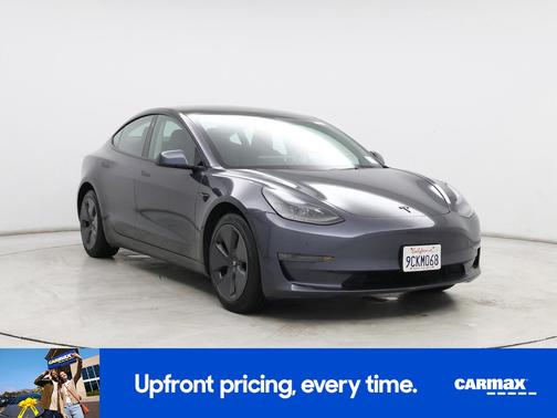 Gray 2022 Tesla Model 3 Long Range