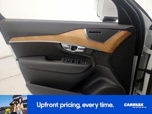 2021 Volvo XC90 Recharge Plug-In Hybrid T8 Inscription Expression