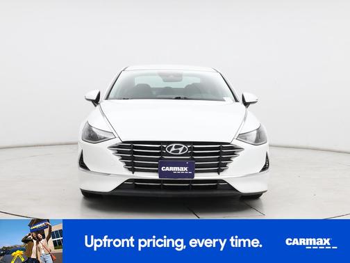 2022 Hyundai SONATA SE