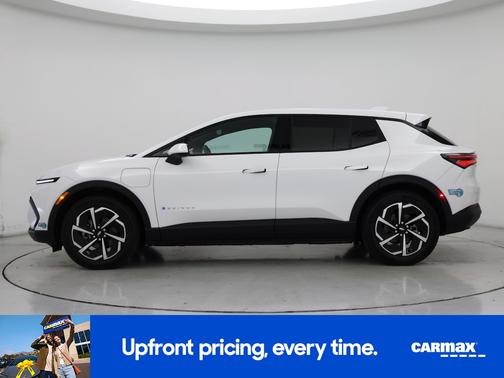 White 2025 Chevrolet Equinox EV LT
