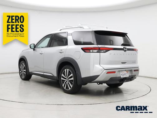 Silver 2022 Nissan Pathfinder Platinum