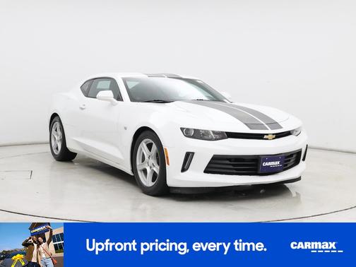 White 2017 Chevrolet Camaro LT