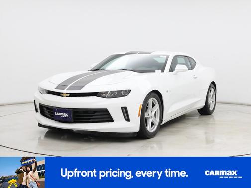 White 2017 Chevrolet Camaro LT