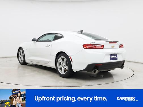 White 2017 Chevrolet Camaro LT