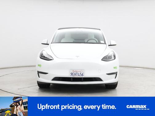 White 2023 Tesla Model Y Long Range