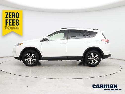 White 2018 Toyota RAV4 XLE