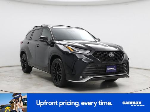 Black 2026 Toyota Highlander XSE