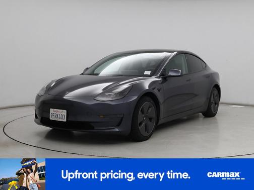 Black 2023 Tesla Model 3