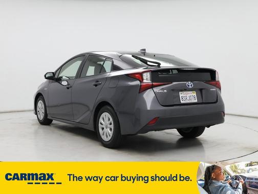 2021 Toyota Prius LE
