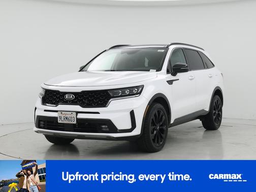 White 2021 Kia Sorento SX